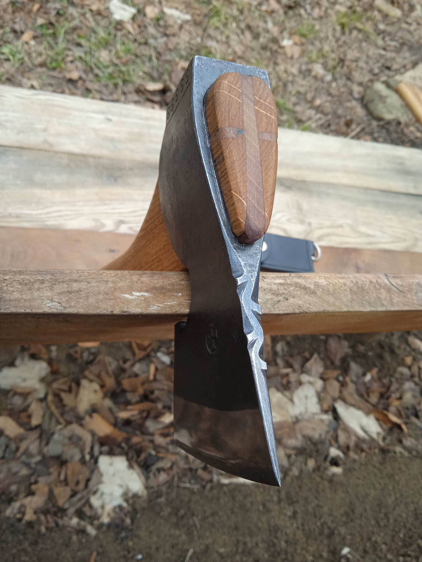 Hand forged hatchet 600