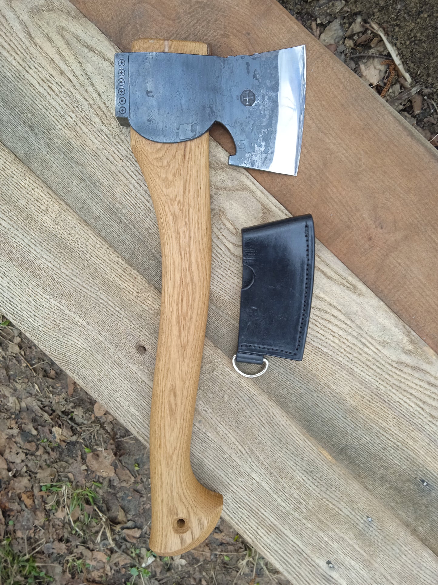 Hand forged hatchet 700