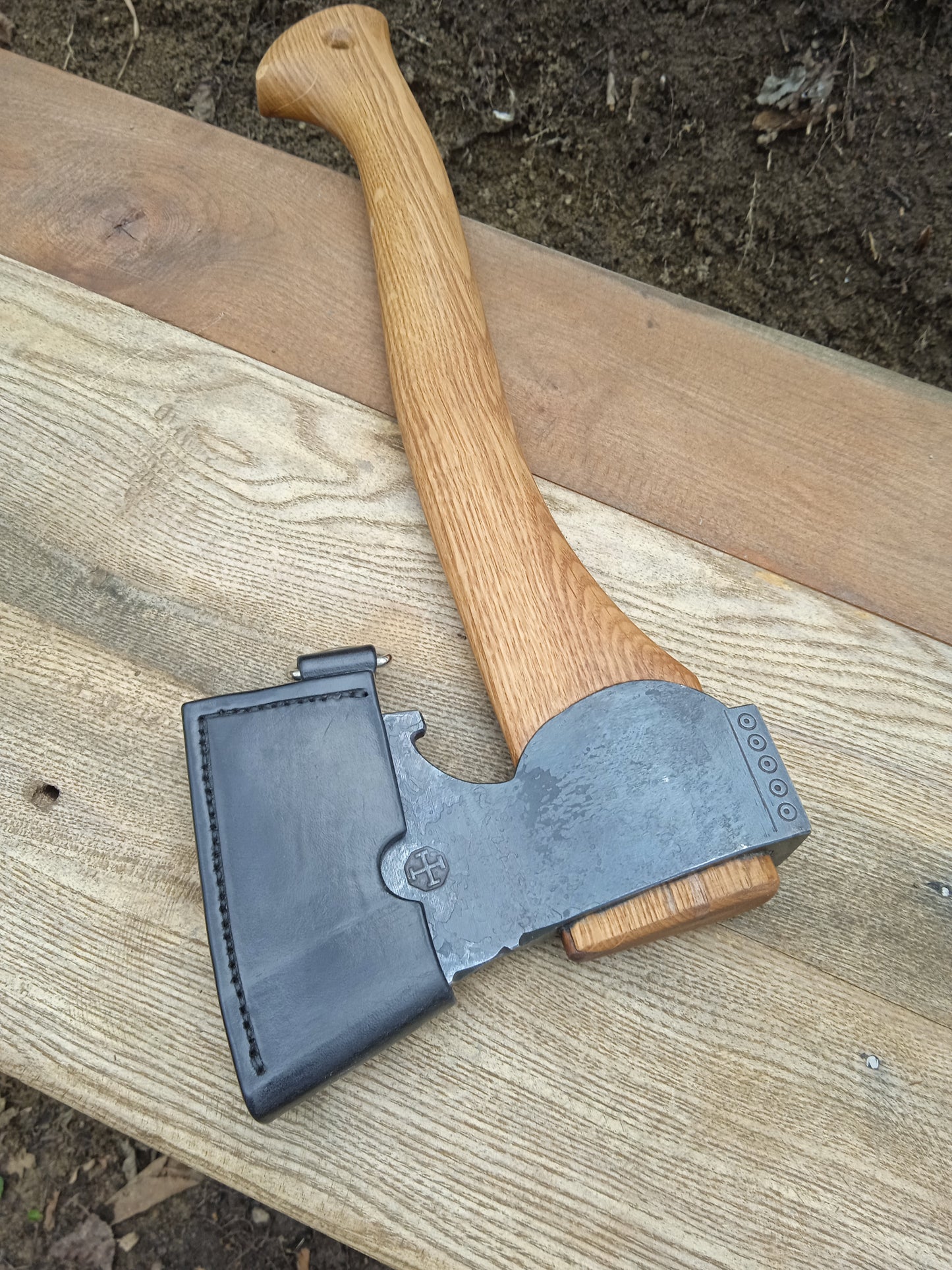 Hand forged hatchet 600